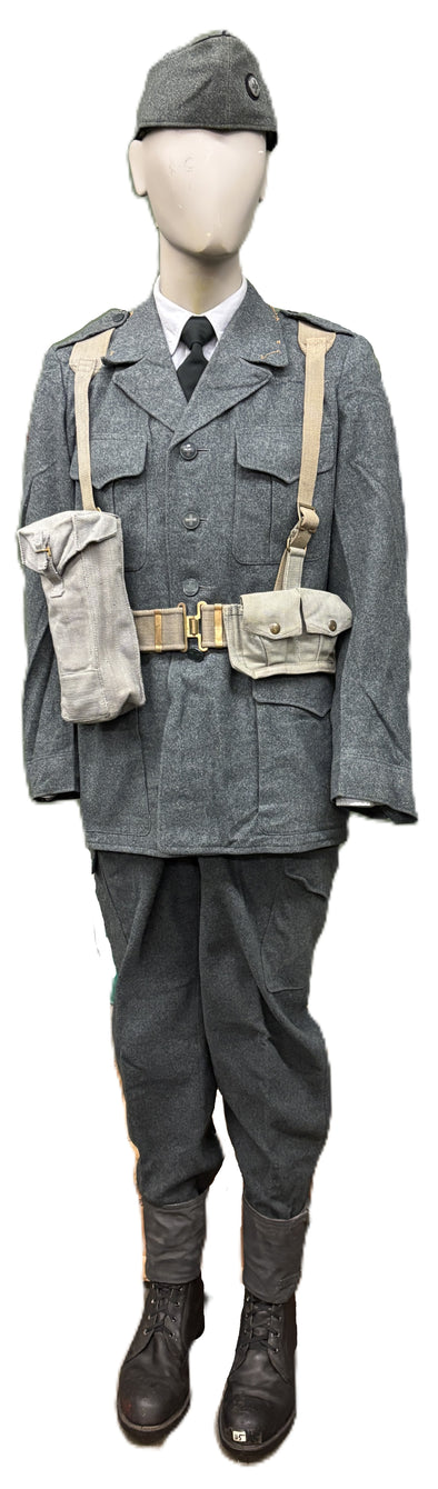 OUTFITTERS: "Swiss Soldier"