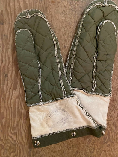 Vintage Canadian Quilted Trigger Mitt Liner